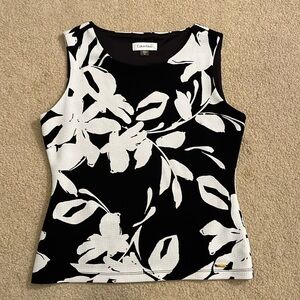 Calvin Klein black & white floral textured tank top,petite small